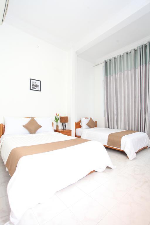 Le Petit Sai Gon Hotel Ho Şi Min Exterior foto